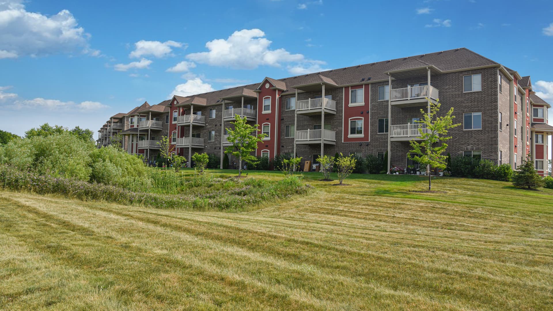 Photos of Greenfield Highlands Apartments in Greenfield, WI